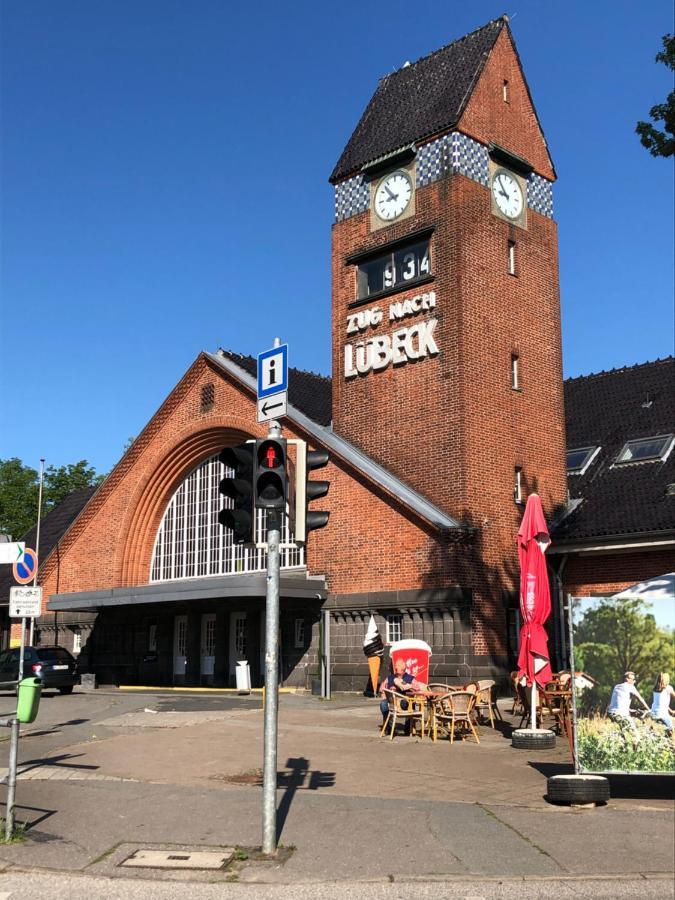 Ferienwohnung "Klarschiff" Travemuende Fusslaeufig Zum Strand Lubecca Esterno foto